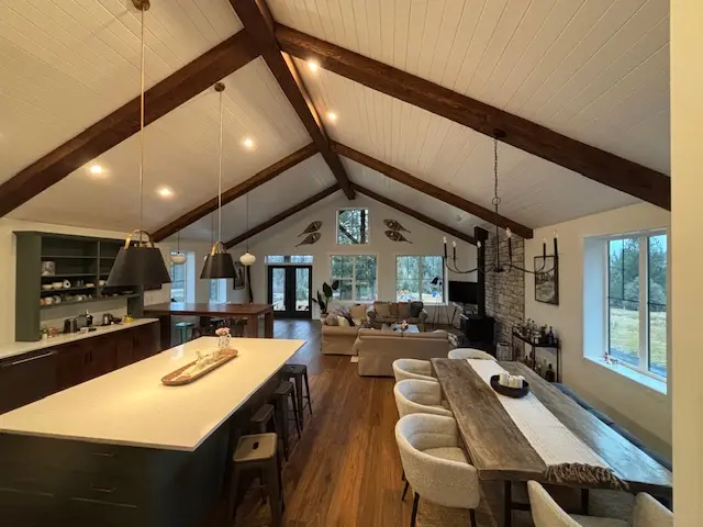 Interior barndominium