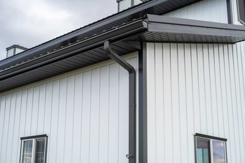 Eavestroughing Pro Series Integrity Post Structures