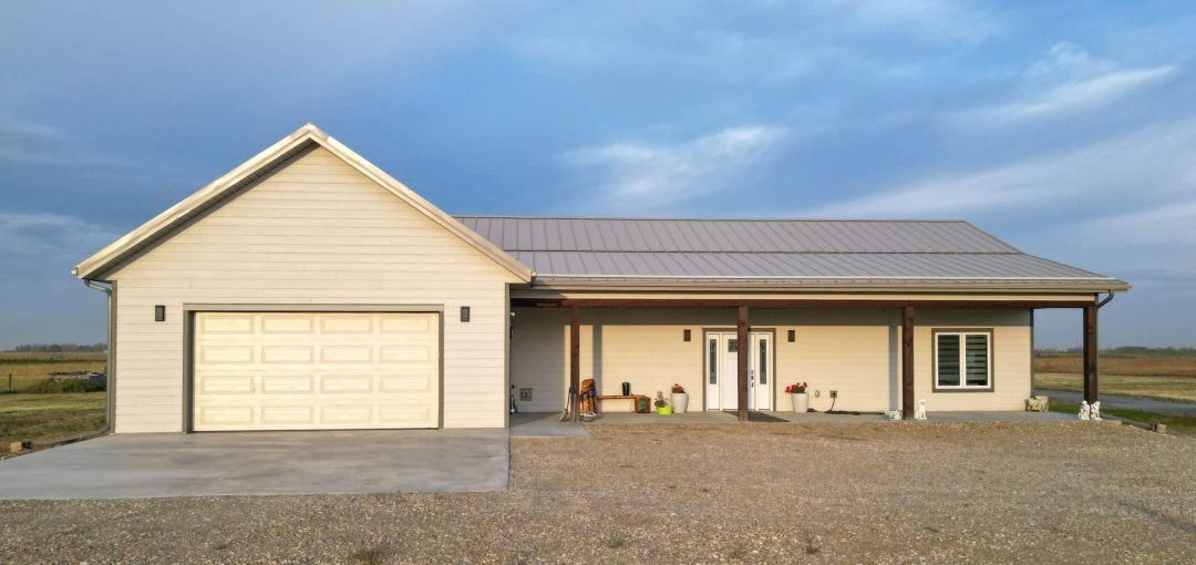 Post-frame residential home by Integrity Post Structures - custom Highwood model
