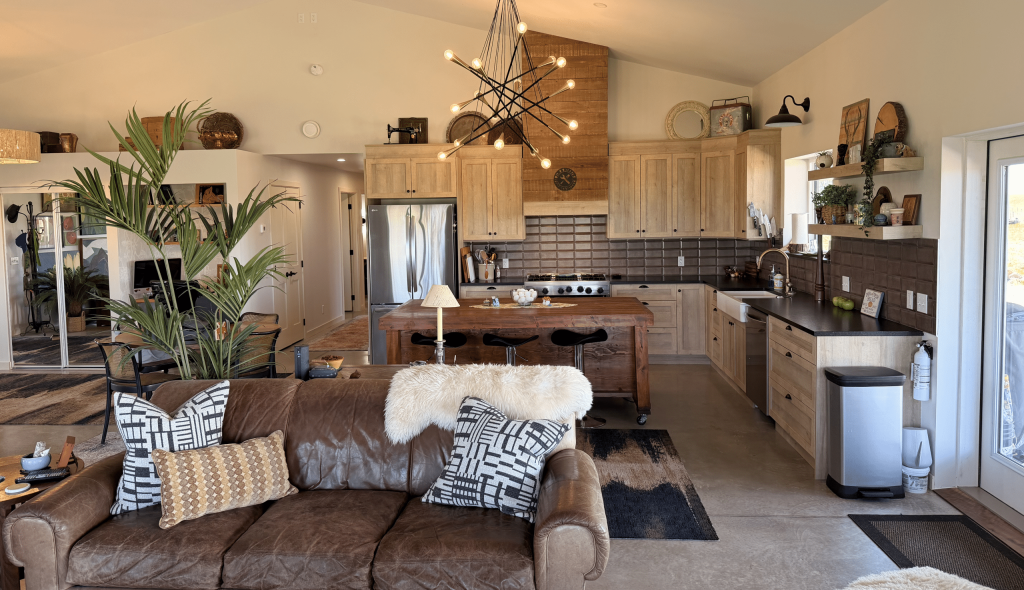A gunmetal post-frame residential Ranch Hand