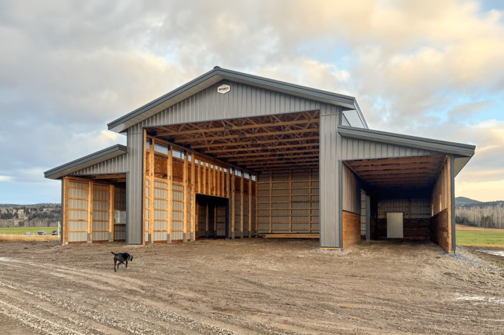 A post-frame shop with two lean-tos